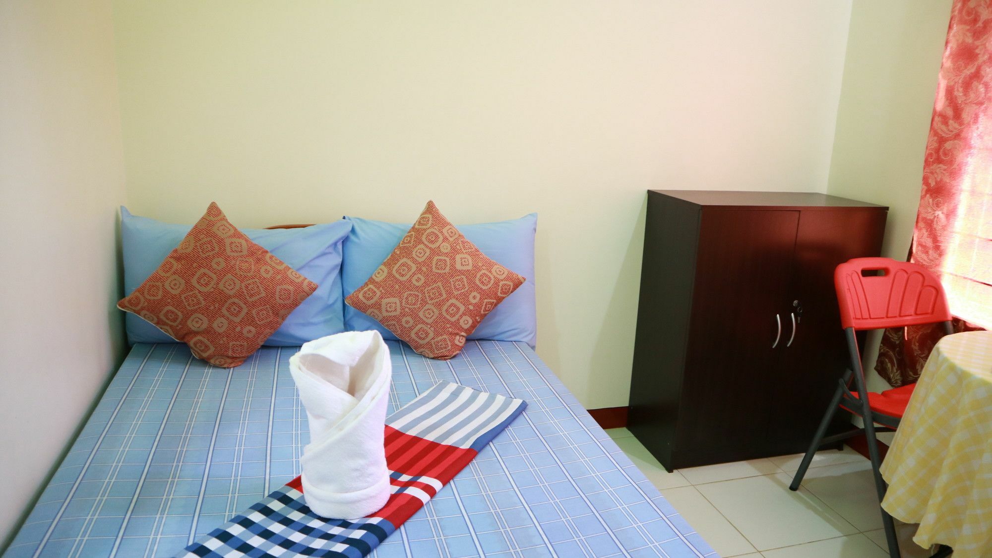 C Tower Studio Apartments Puerto Princesa Luaran gambar