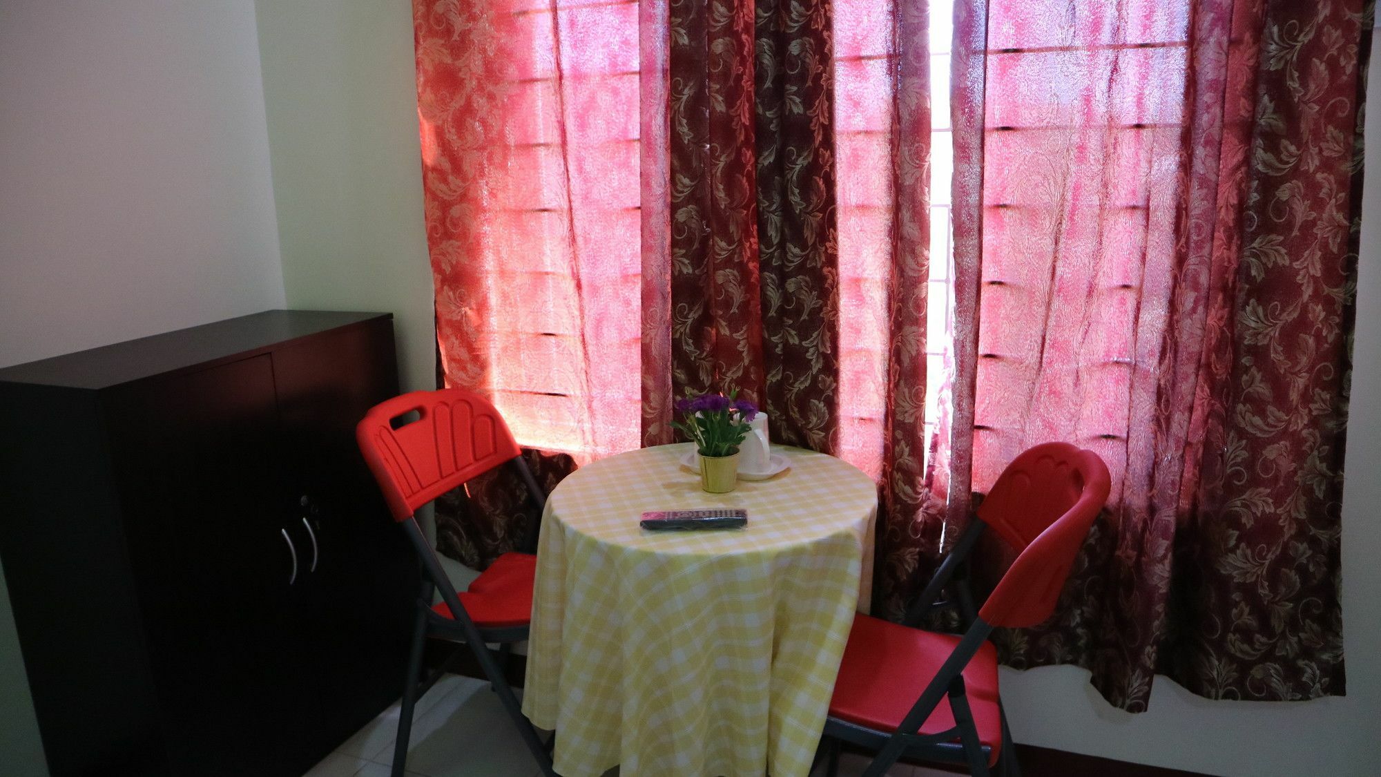 C Tower Studio Apartments Puerto Princesa Luaran gambar