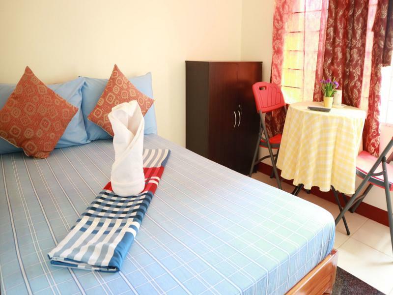 C Tower Studio Apartments Puerto Princesa Luaran gambar