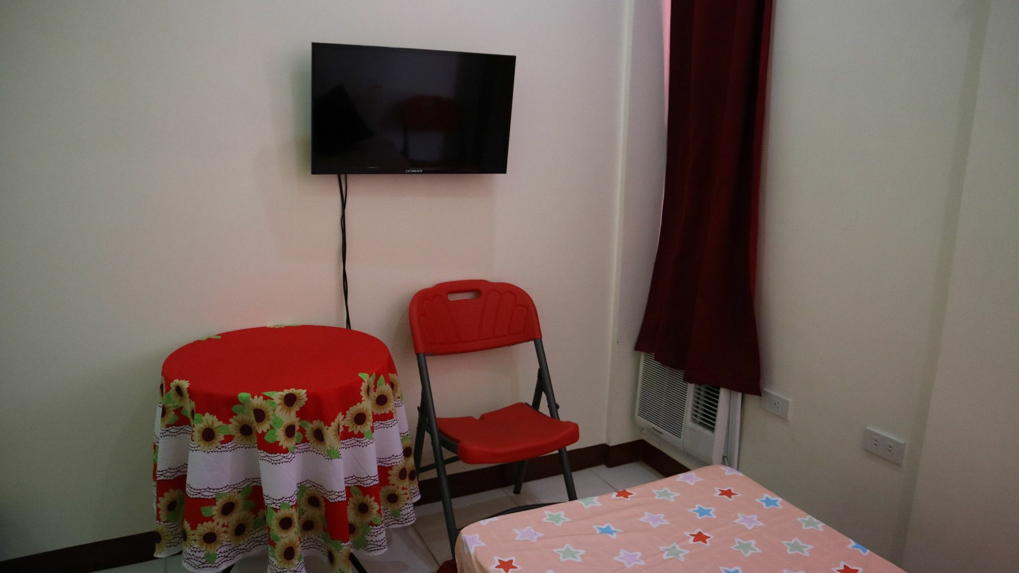 C Tower Studio Apartments Puerto Princesa Luaran gambar