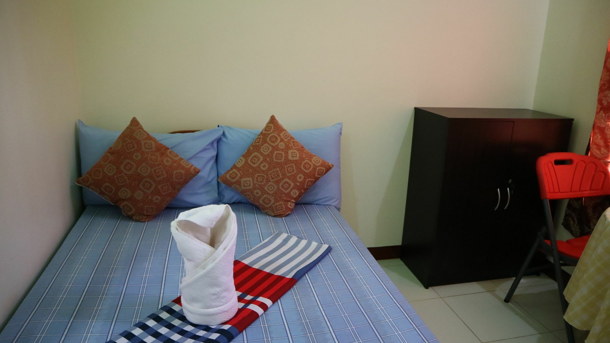 C Tower Studio Apartments Puerto Princesa Luaran gambar
